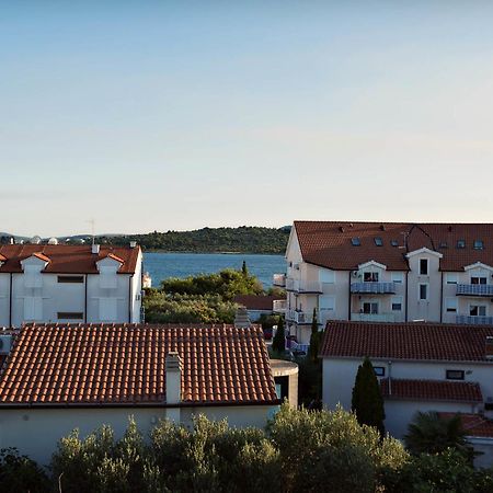 Apartments Zizic Vodice Phòng bức ảnh