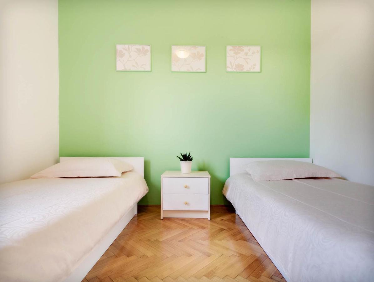 Apartments Zizic Vodice Phòng bức ảnh