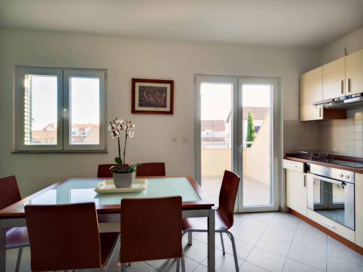 Apartments Zizic Vodice Phòng bức ảnh