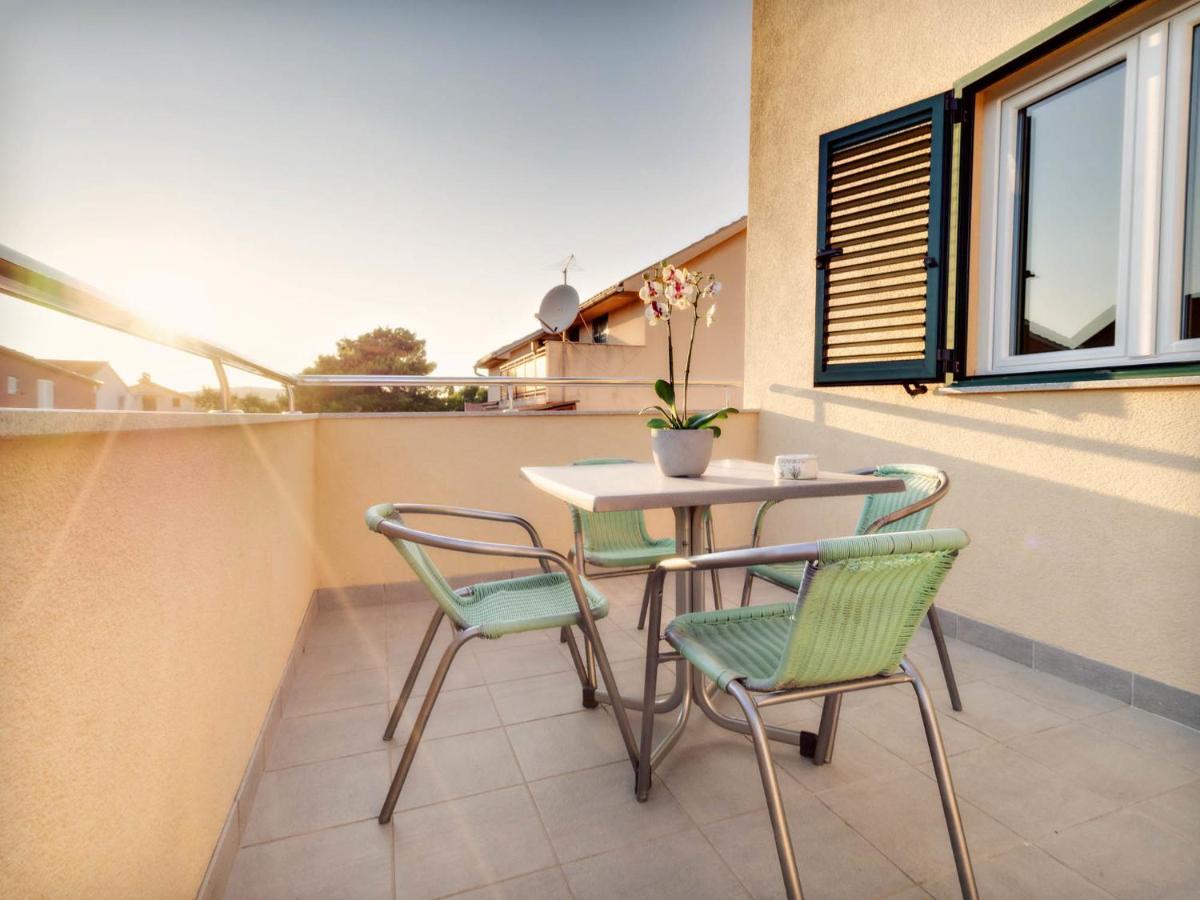 Apartments Zizic Vodice Phòng bức ảnh