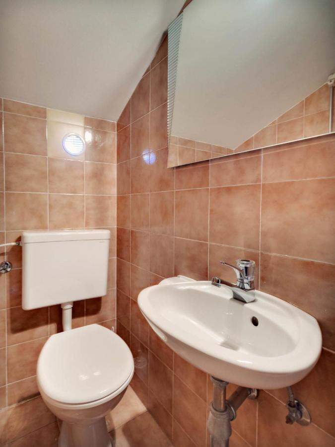 Apartments Zizic Vodice Phòng bức ảnh