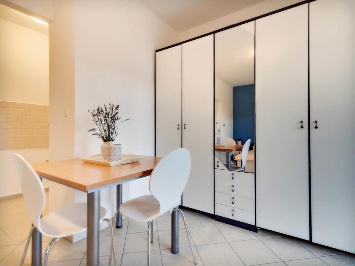 Apartments Zizic Vodice Phòng bức ảnh