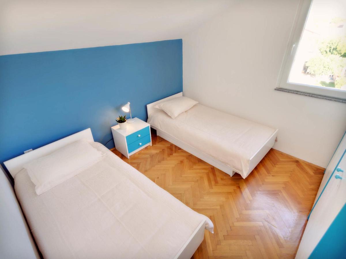 Apartments Zizic Vodice Phòng bức ảnh